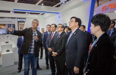 �׌�(li��n)�χ�(gu��)���Ŵ��(hu��)չ�[�_(k��i)Ļ���¿Ƽ��(q��)��(d��ng)�½�(j��ng)��(j��)